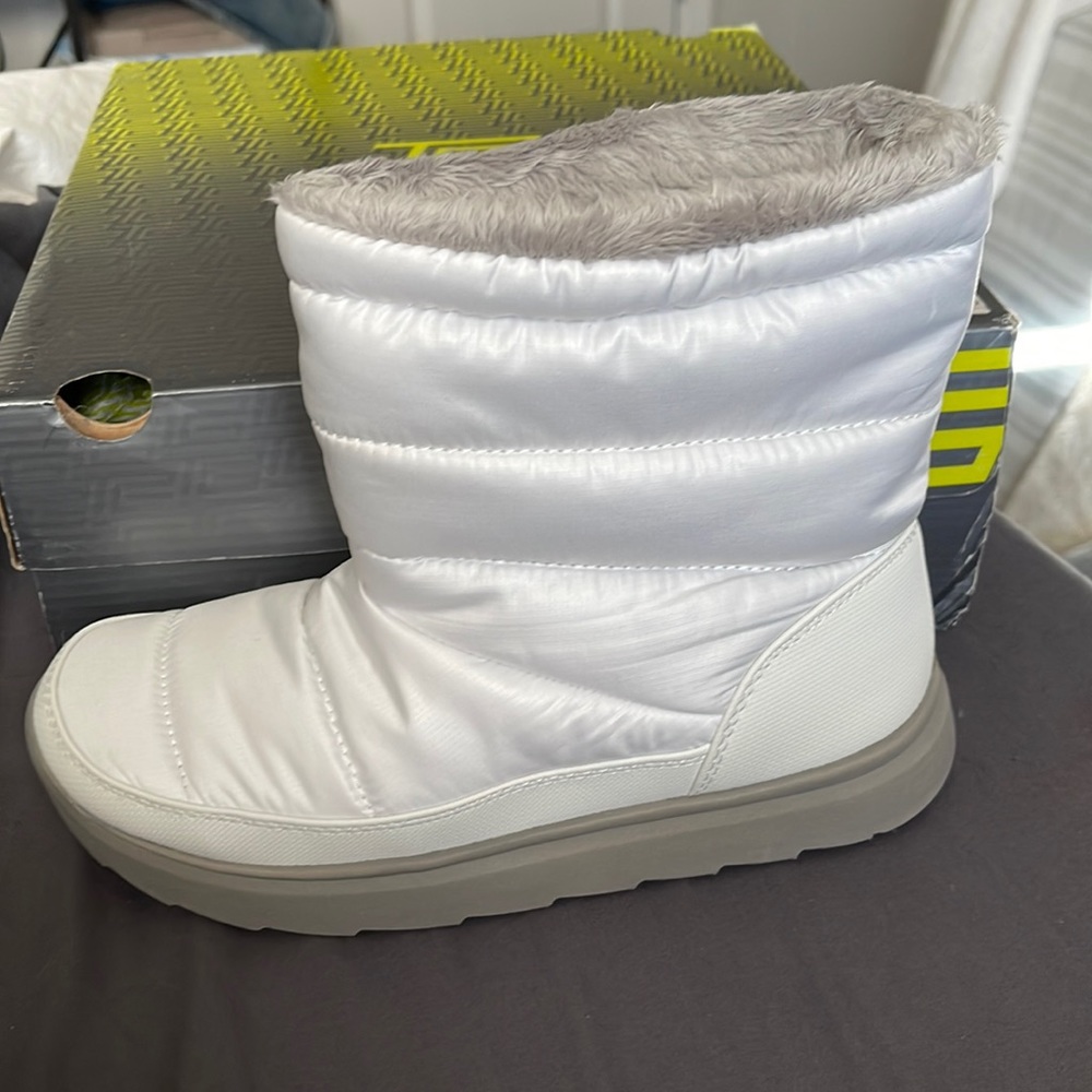Tel Gear snow boots